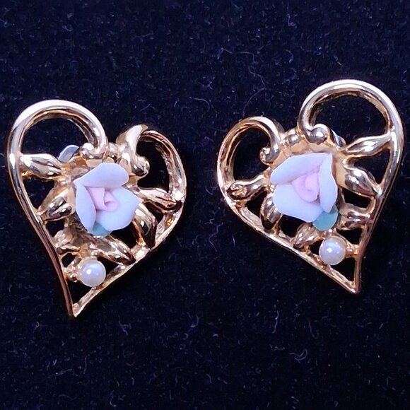 Unbranded Jewelry - Vintage Earrings Pierced Gold Tone Heart Pink Rose Faux Pearl Love